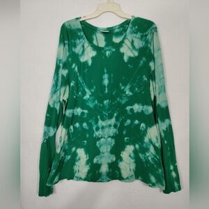 Danskin Green and White Tie-Dye Long Sleeve Top